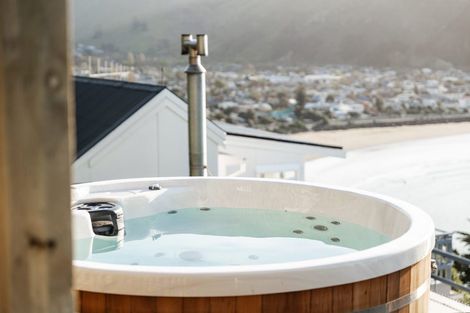 Photo of property in 3 Flowers Track, Scarborough, Christchurch, 8081