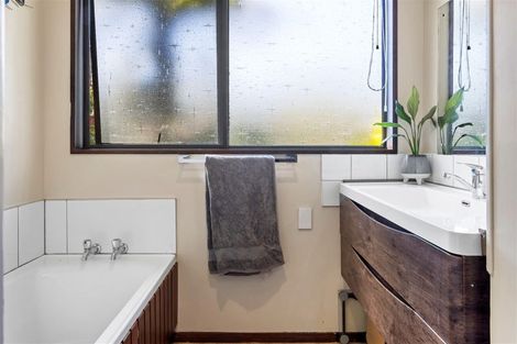 Photo of property in 102 Eders Road, Woodend, 7610