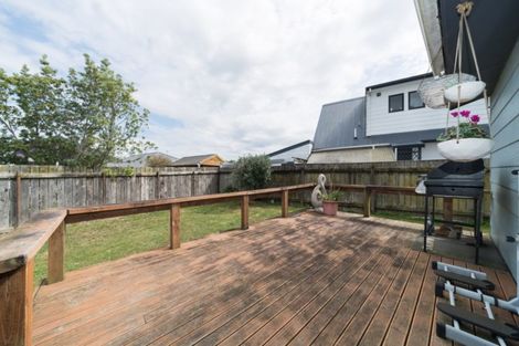 Photo of property in 30 Tiller Close, Kelvin Grove, Palmerston North, 4414