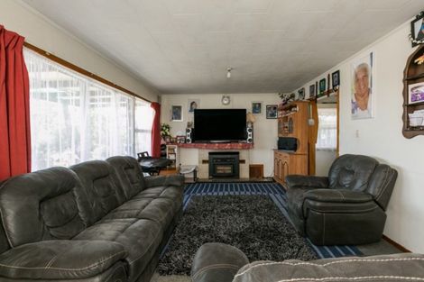 Photo of property in 57 Liverpool Crescent, Flaxmere, Hastings, 4120