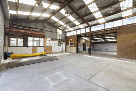 Photo of property in 435 Barrett Road, Omata, New Plymouth, 4374