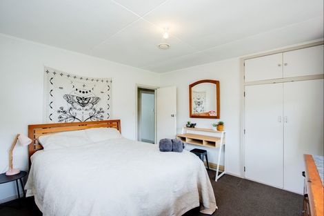 Photo of property in 18 Keirunga Road, Havelock North, 4130