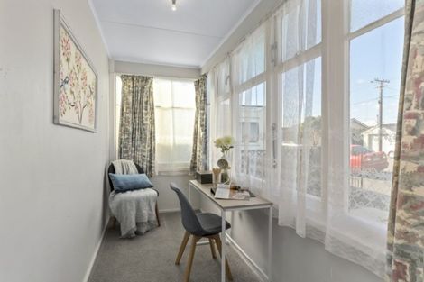 Photo of property in 15 Collins Street, Petone, Lower Hutt, 5012