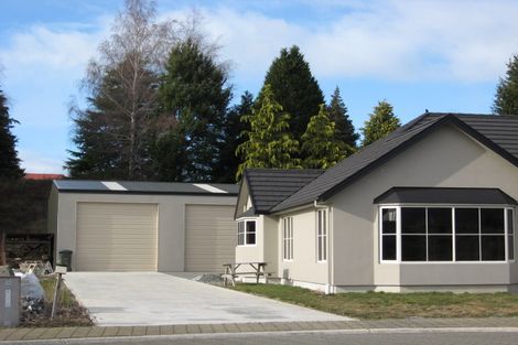 Photo of property in 12 Dalhousie Place, Te Anau, 9600
