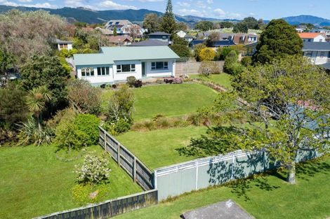 Photo of property in 68 Ocean Road, Paraparaumu Beach, Paraparaumu, 5032