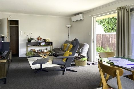 Photo of property in 2/32 Southampton Street, Sydenham, Christchurch, 8023