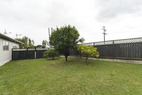 Photo of property in 1 Escort Grove, Awapuni, Palmerston North, 4412