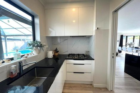 Photo of property in 64 Mettam Drive, Swanson, Auckland, 0614