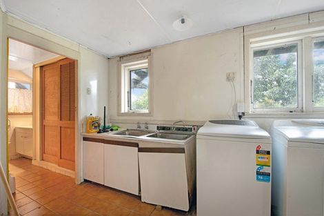 Photo of property in 85 Don Buck Road, Massey, Auckland, 0614