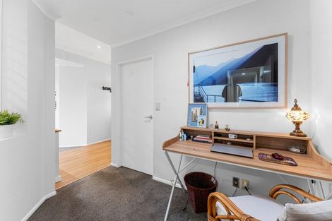 Photo of property in 2 Carlsberg Place, Papamoa Beach, Papamoa, 3118