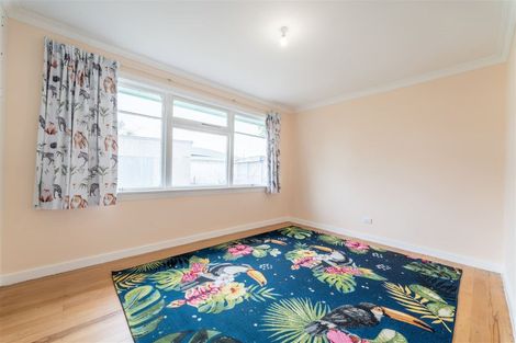 Photo of property in 1 Campbell Street, Geraldine, 7930