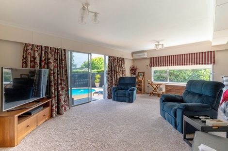 Photo of property in 19 Lemon Street, Otaki, 5512