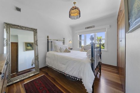 Photo of property in 39 Hudson Street, Island Bay, Wellington, 6023