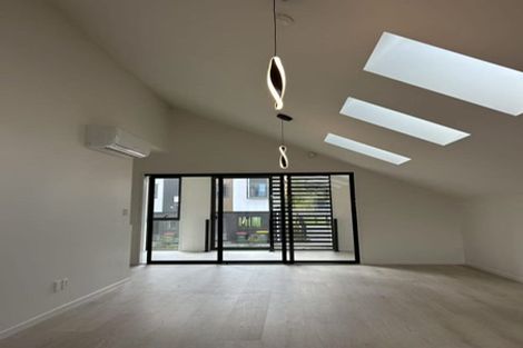 Photo of property in 8/18 Beatrix Street, Avondale, Auckland, 1026