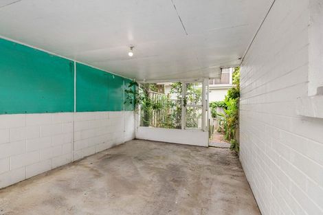 Photo of property in 2/235 Sunset Road, Sunnynook, Auckland, 0632