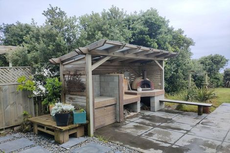 Photo of property in 211 Pukehina Parade, Pukehina, Te Puke, 3189