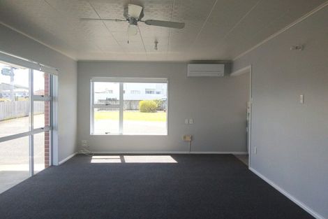 Photo of property in 1/156 Charles Street, Westshore, Napier, 4110