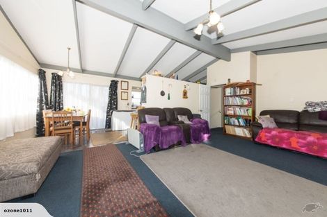 Photo of property in 68a Great South Road, Papakura, 2110