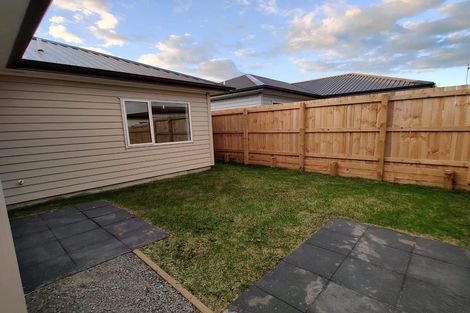 Photo of property in 23 Kapowai Boulevard, Takanini, 2112