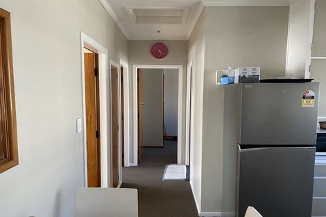 Photo of property in 2/210 Grove Road, Mayfair, Hastings, 4122