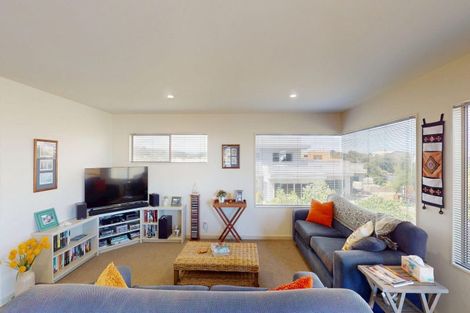 Photo of property in 51 Kent Avenue, Waitarere Beach, Levin, 5510