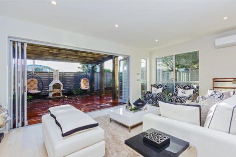 Photo of property in 479b Point Chevalier Road, Point Chevalier, Auckland, 1022