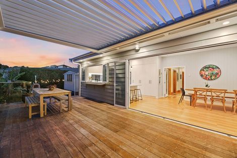 Photo of property in 43 Drake Street, Howick, Auckland, 2014