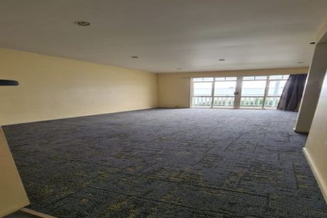 Photo of property in 10 Colombo Street, Hokowhitu, Palmerston North, 4410