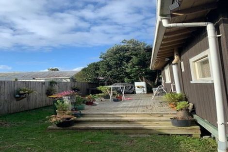 Photo of property in 6 Royton Avenue, Mangere East, Auckland, 2024