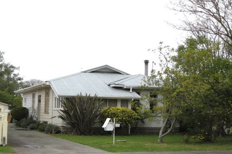 Photo of property in 220 Lascelles Street, Saint Leonards, Hastings, 4120