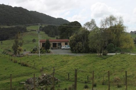 Photo of property in 316 Mountain Road, Maungaturoto, 0587