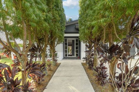 Photo of property in 16 Eagle Street, Welcome Bay, Tauranga, 3112