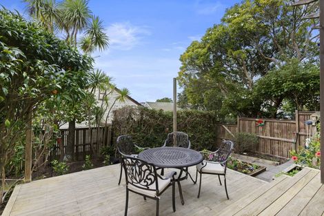 Photo of property in 4/15 Roseberry Avenue, Birkenhead, Auckland, 0626
