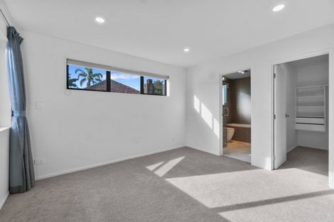 Photo of property in 24c Nikau Street, New Lynn, Auckland, 0600