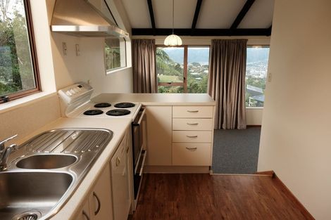 Photo of property in 16 Wilson Grove, Normandale, Lower Hutt, 5010