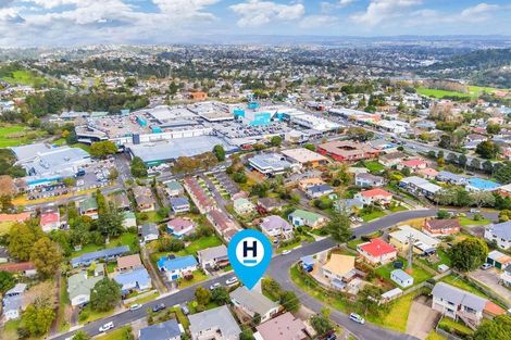 Photo of property in 14 Camelot Place, Glenfield, Auckland, 0629