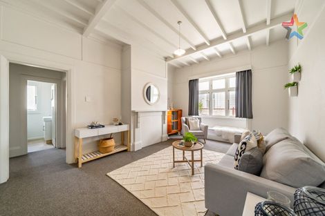 Photo of property in 8 Roxburgh Grove, Petone, Lower Hutt, 5012