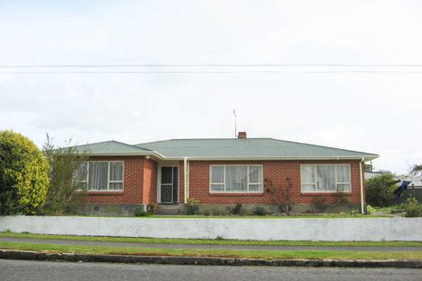 Photo of property in 26 Cutfield Street, Inglewood, 4330