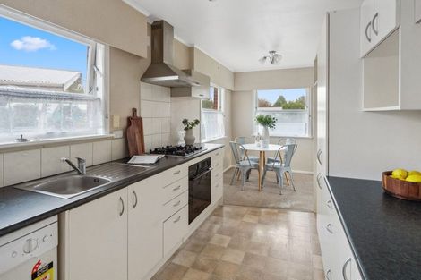 Photo of property in 634 Queen Street East, Levin, 5510