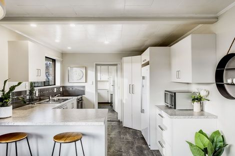 Photo of property in 2 Kent Place, Mosgiel, 9024