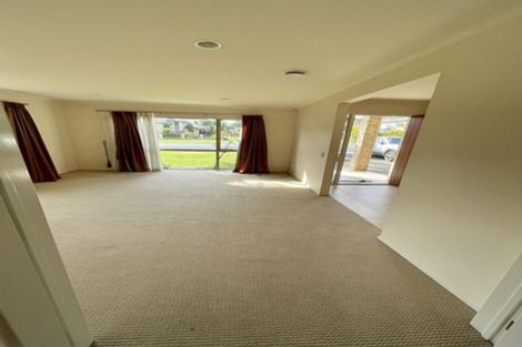 Photo of property in 133 Middlefield Drive, Flat Bush, Auckland, 2016