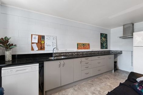 Photo of property in 57 Hillcrest Road, Hillcrest, Hamilton, 3216