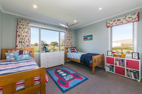 Photo of property in 92 Stock Road, Pakipaki, Hastings, 4172