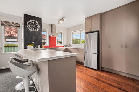 Photo of property in 6 Daniels Road, Redwood, Christchurch, 8051