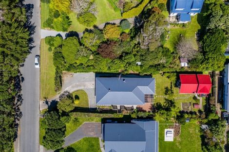 Photo of property in 104 Rawhiti Road, Pukerua Bay, 5026