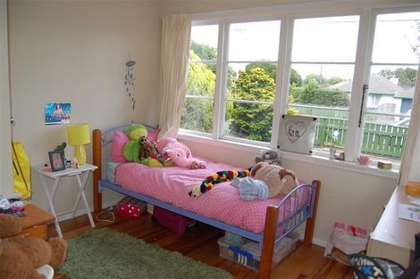 Photo of property in 37 Fraser Crescent, Elderslea, Upper Hutt, 5018