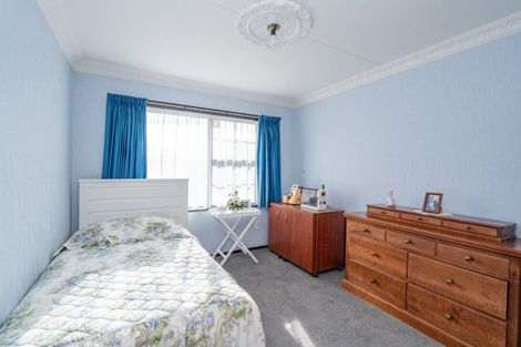 Photo of property in 5 Mcleod Court, Rosedale, Invercargill, 9810