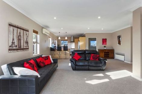 Photo of property in 70 Rowse Street, Rangiora, 7400