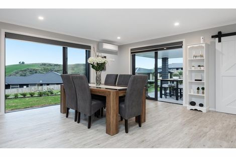 Photo of property in 2 Moira Close, Welcome Bay, Tauranga, 3175