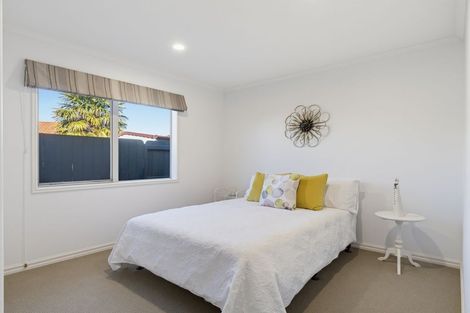 Photo of property in 24 Bucklands Crescent, Papamoa Beach, Papamoa, 3118